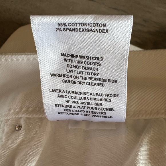 NWT Vigoss White Studded Jean Shorts - Picture 5 of 5